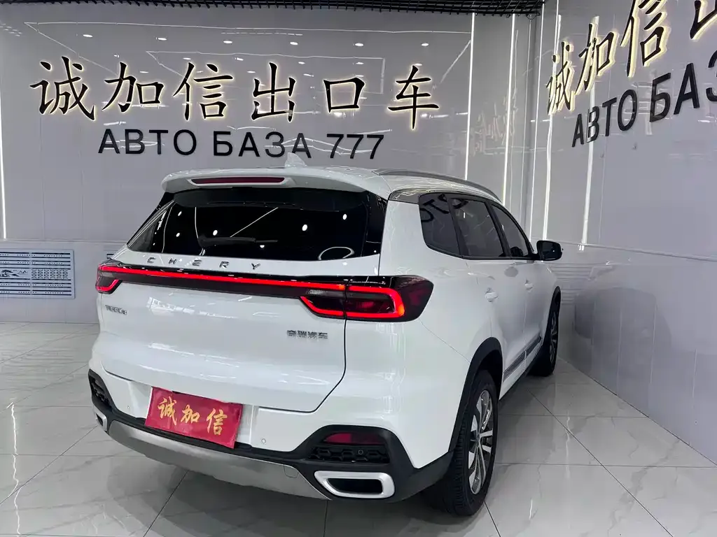 Chery Tiggo 8 — фото 2