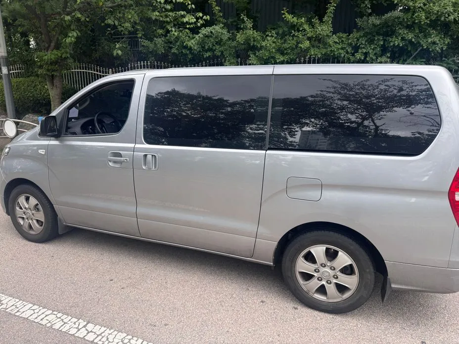 Hyundai Starex — фото 10