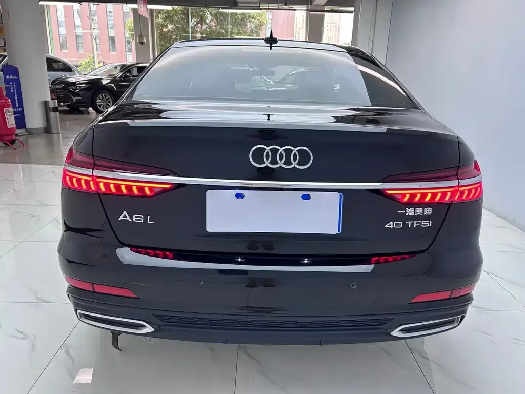 Audi A6L — фото 6