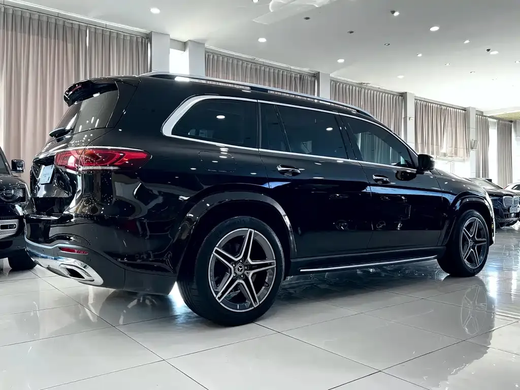 Mercedes-Benz GLS — фото 5