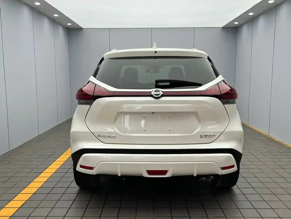 Nissan Kicks — фото 5