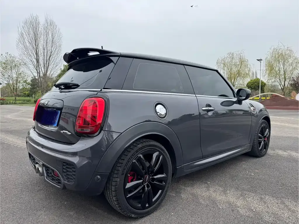 MINI JCW (John Cooper Works) — фото 7