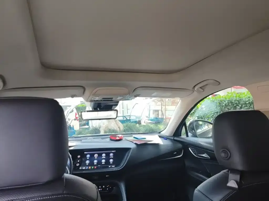 Buick Envision Plus — фото 2