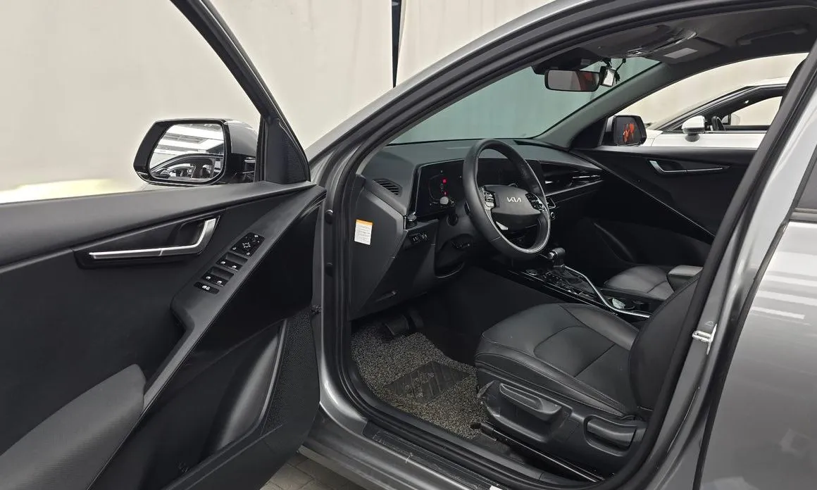 Kia Niro — фото 10