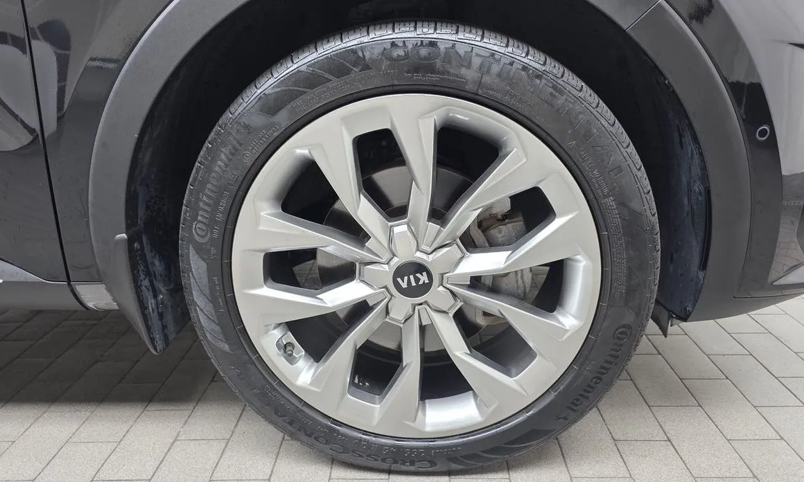 Kia Sorento — фото 8