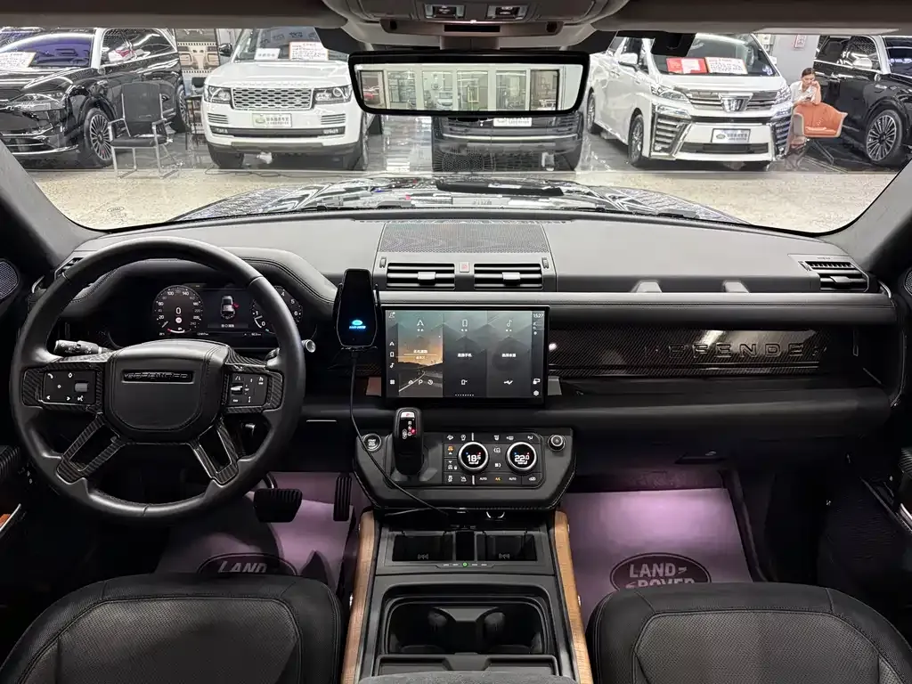Land Rover Defender — фото 10