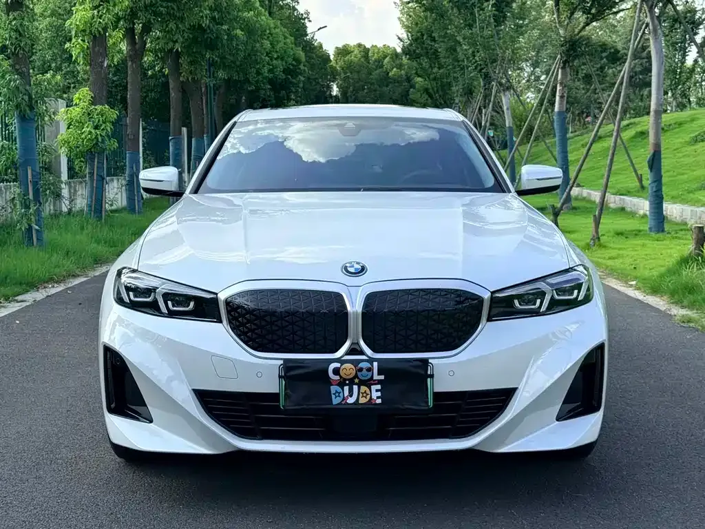 BMW i3 — фото 8