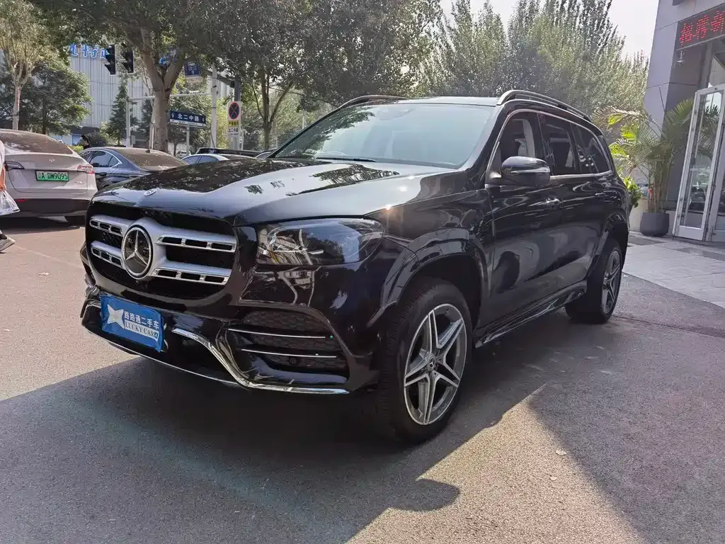 Mercedes-Benz GLS — фото 1