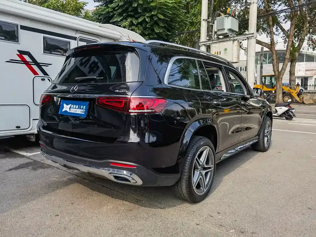 Mercedes-Benz GLS — фото 10