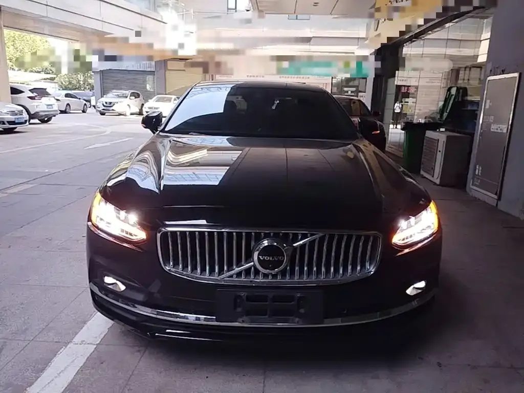 Volvo S90 — фото 9