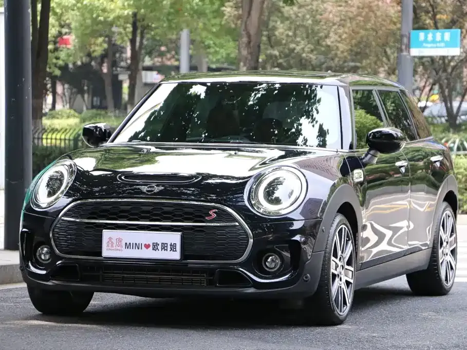 MINI Clubman — фото 9