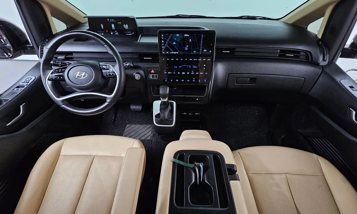 Hyundai Staria — фото 3