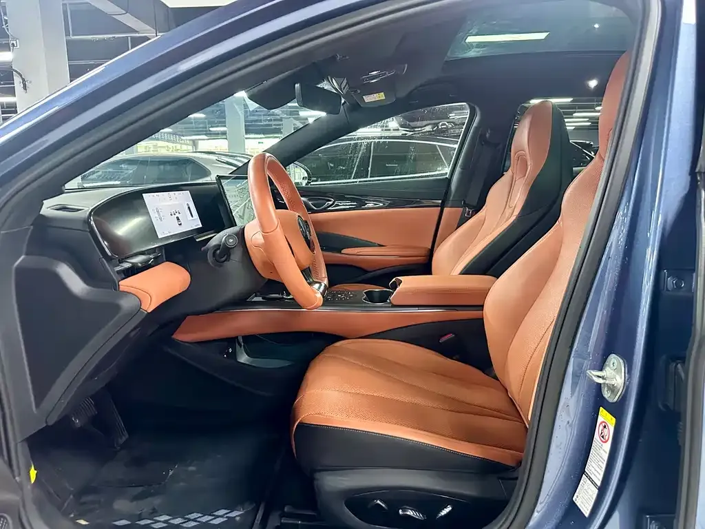 BYD Seal — фото 4
