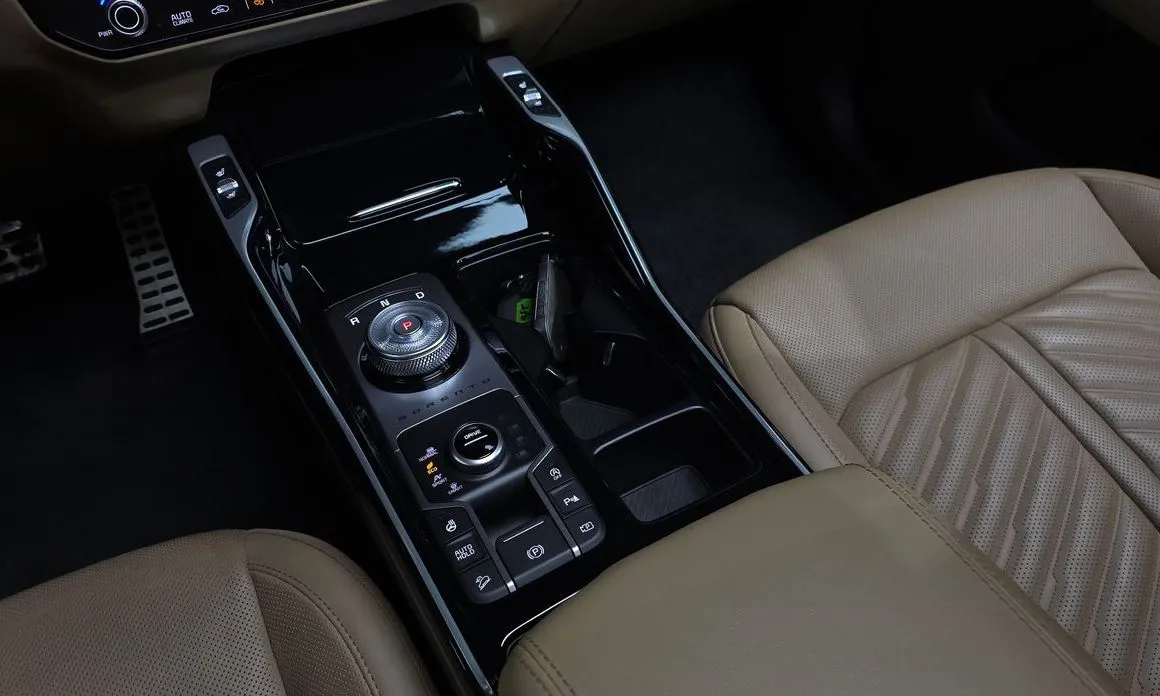 Kia Sorento — фото 4