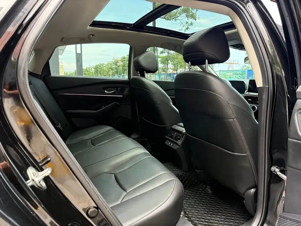 Honda Accord — фото 2