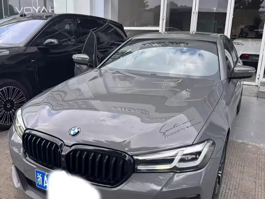 BMW 5 Series (Import) — фото 1
