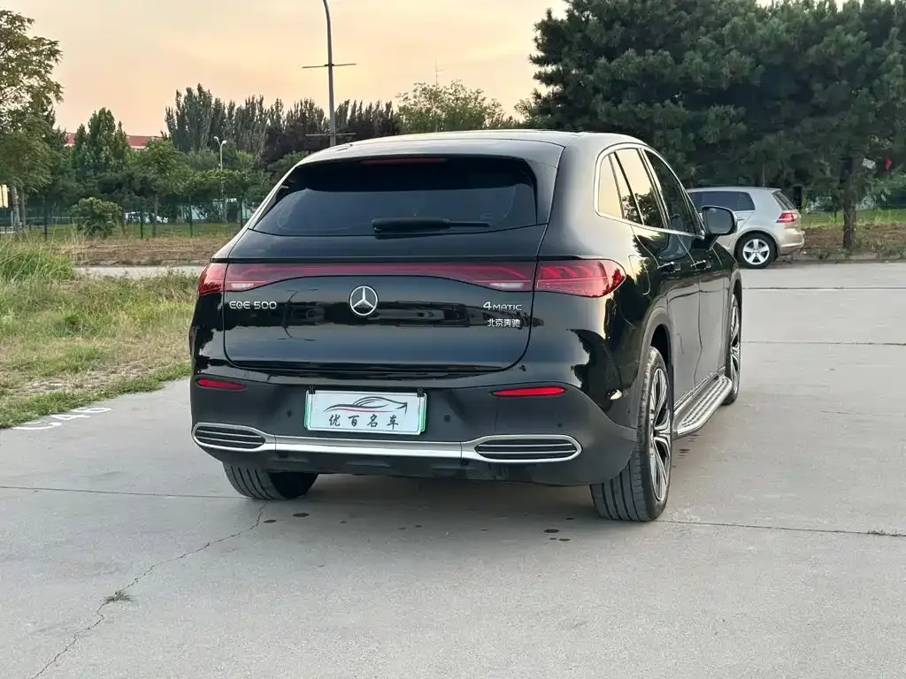 Mercedes-Benz EQE SUV — фото 2