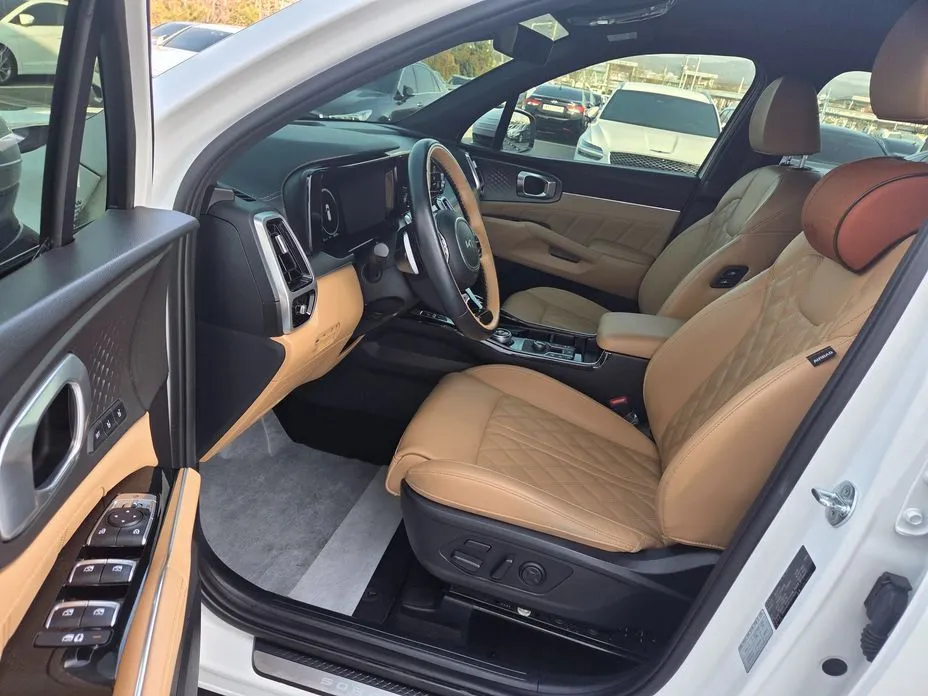 Kia Sorento — фото 8