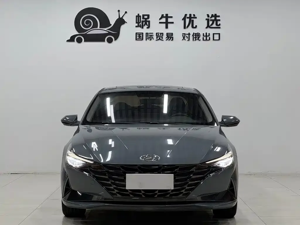 Hyundai Elantra — фото 4