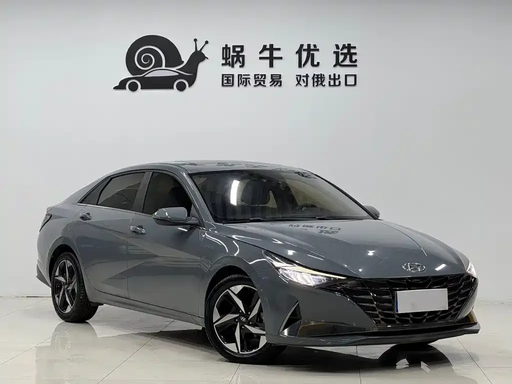 Hyundai Elantra — фото 6