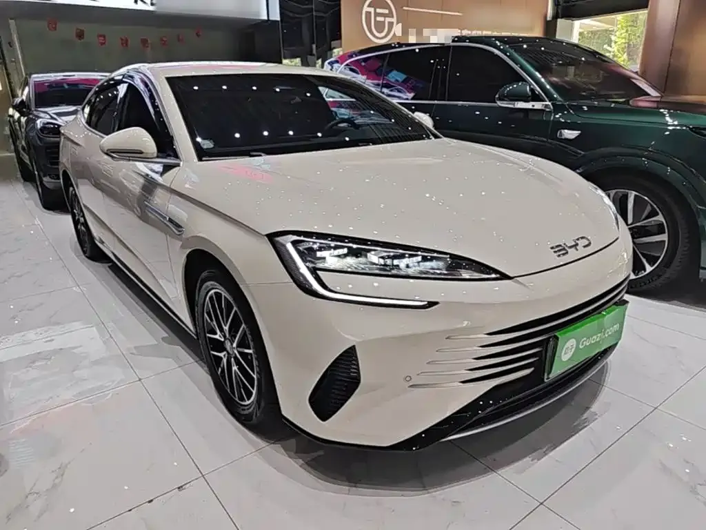 BYD Seal 07 DM-i — фото 2