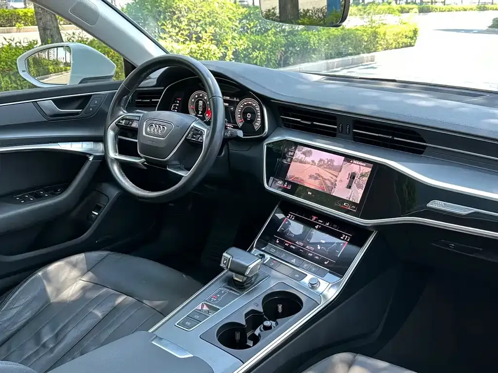 Audi A7 — фото 2