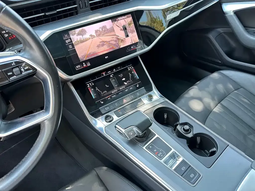 Audi A7 — фото 8