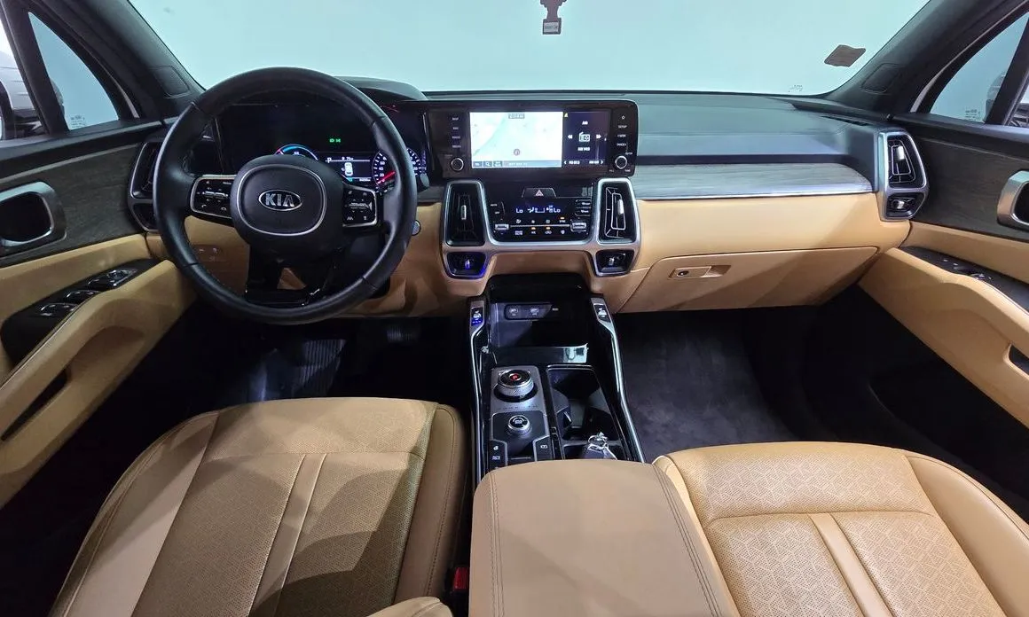 Kia Sorento — фото 10