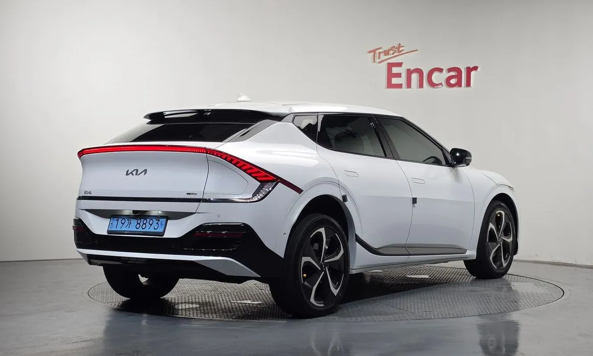 Kia EV6 — фото 2