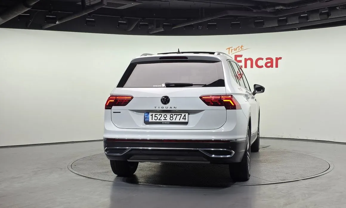 Volkswagen Tiguan — фото 5