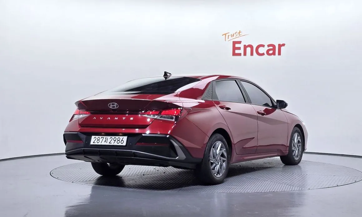Hyundai AVANTE — фото 4