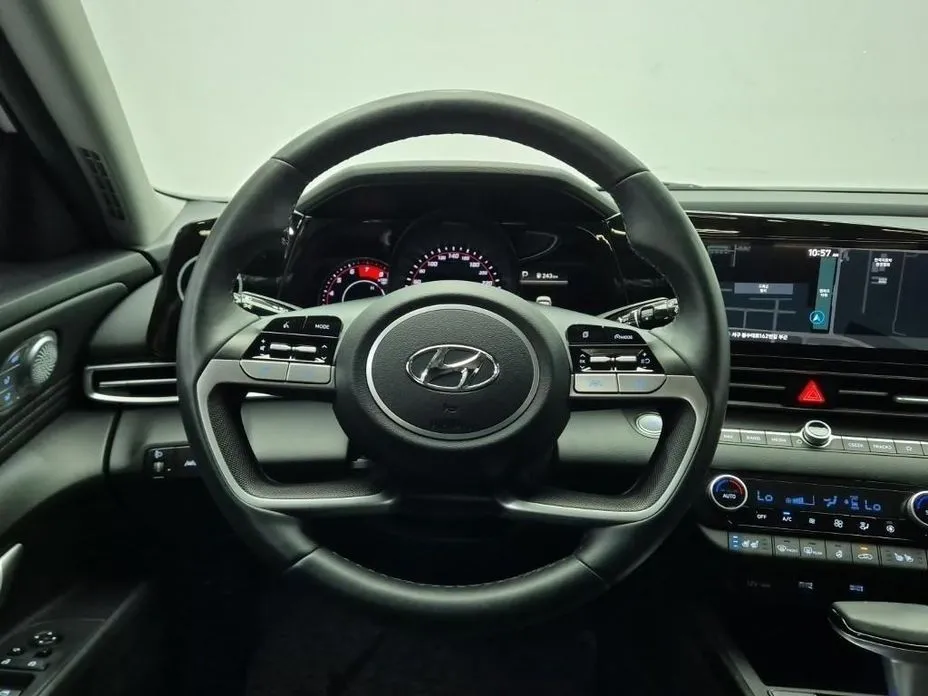 Hyundai AVANTE — фото 9