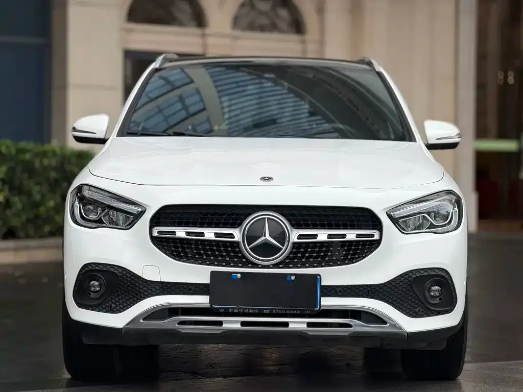 Mercedes-Benz GLA — фото 7