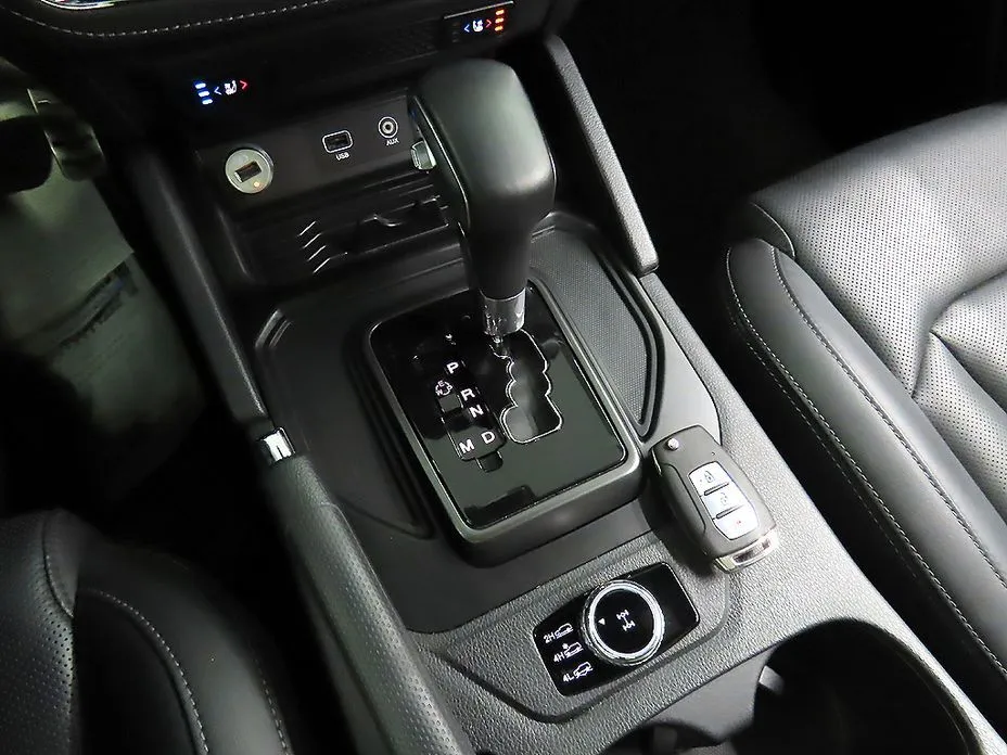 KG Mobility (Ssangyong) Rexton — фото 7