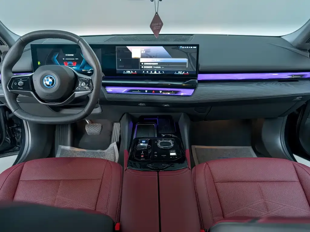 BMW i5 — фото 7