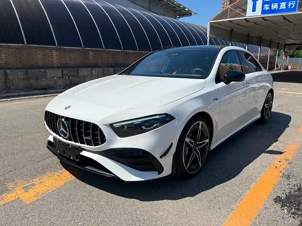 Mercedes-Benz A-Class AMG — фото 1