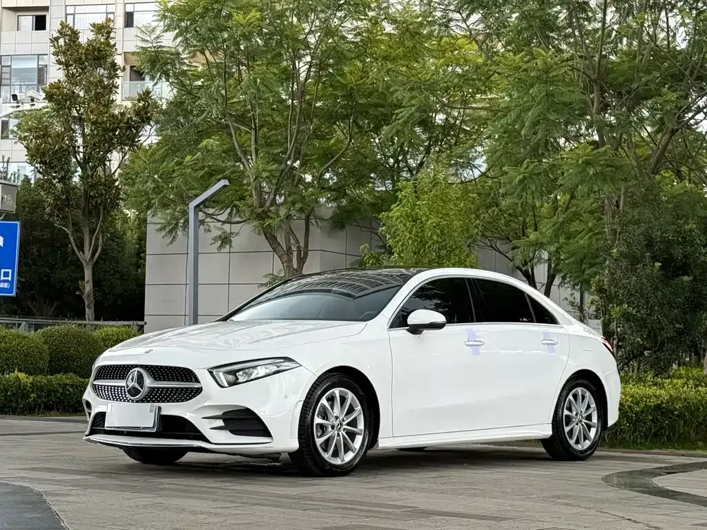 Mercedes-Benz A-Class — фото 1