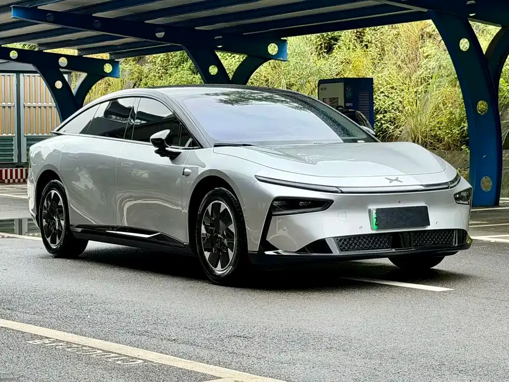 XPeng P7+ — фото 1