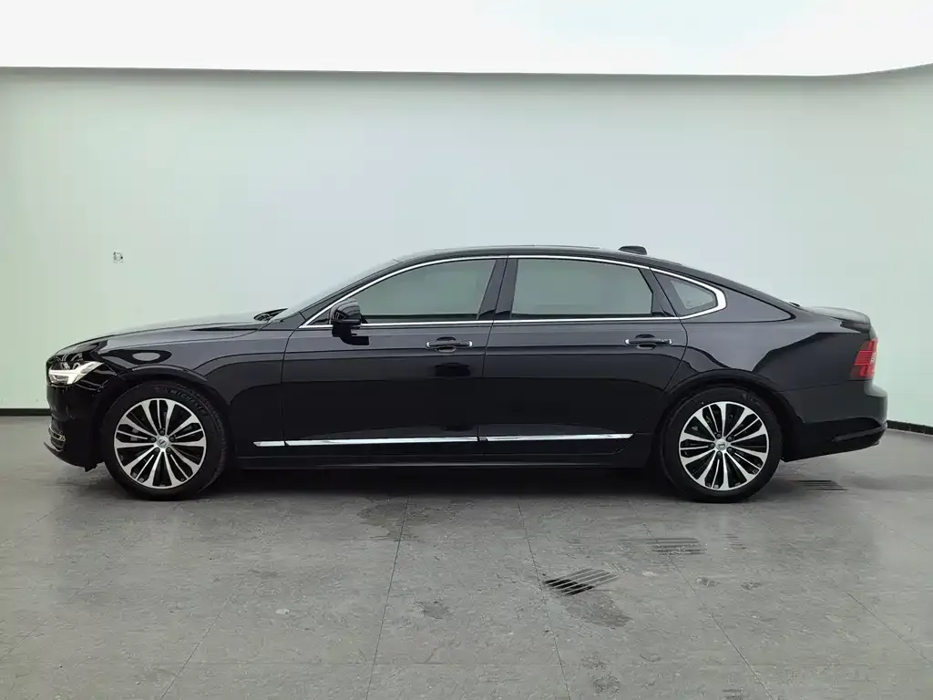 Volvo S90 — фото 7