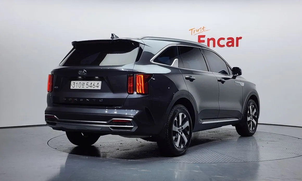 Kia Sorento — фото 10