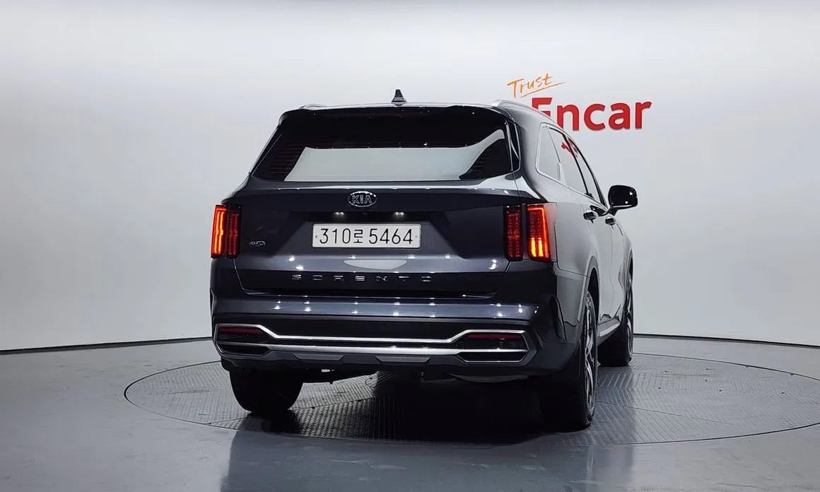 Kia Sorento — фото 7