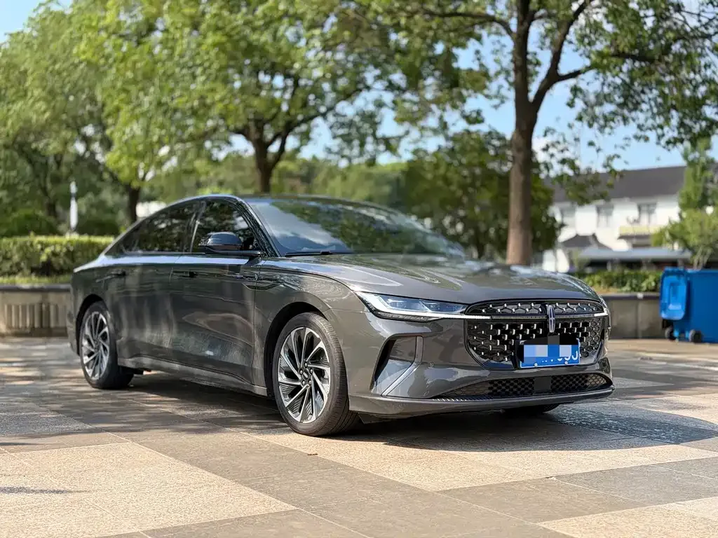 Lincoln Z — фото 3
