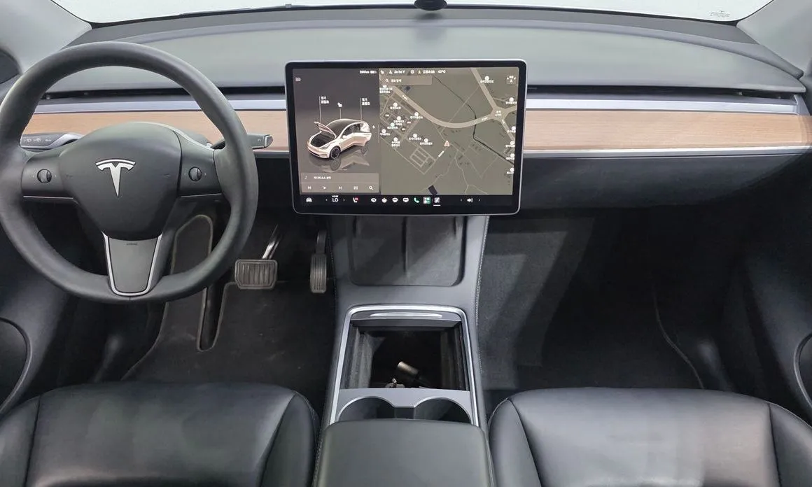 Tesla Model Y — фото 6