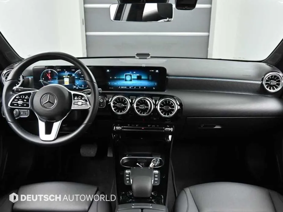 Mercedes-Benz A-Class — фото 6