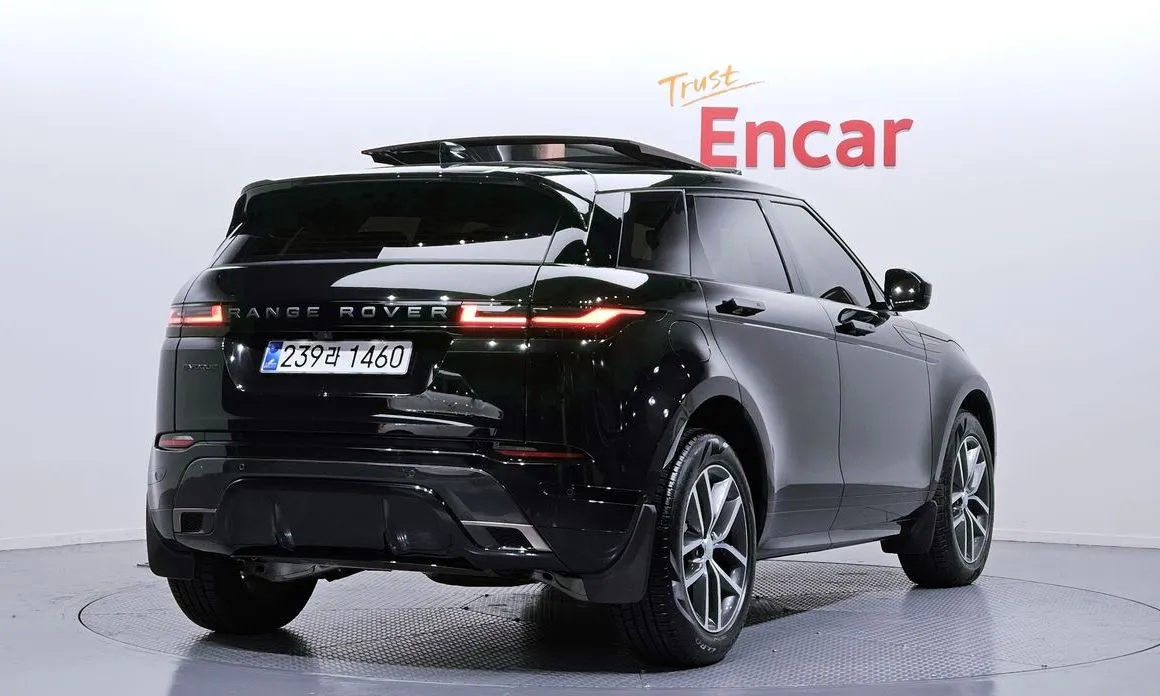 Land Rover Range Rover Evoque — фото 10