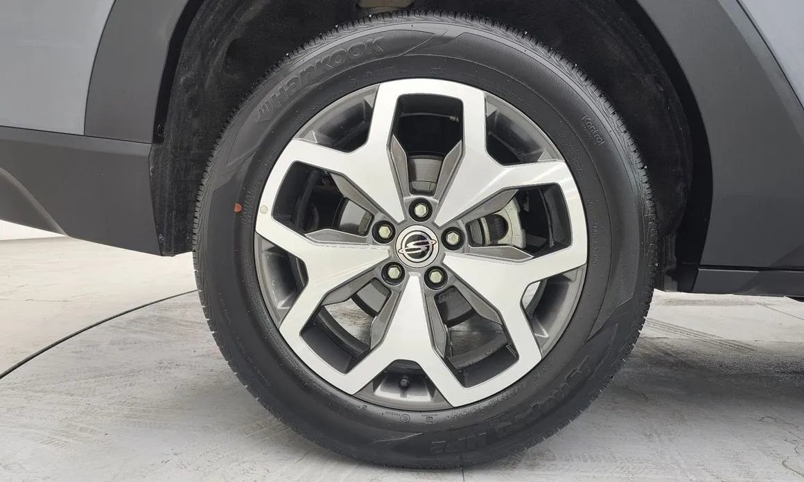 KG Mobility (Ssangyong) Torres — фото 3