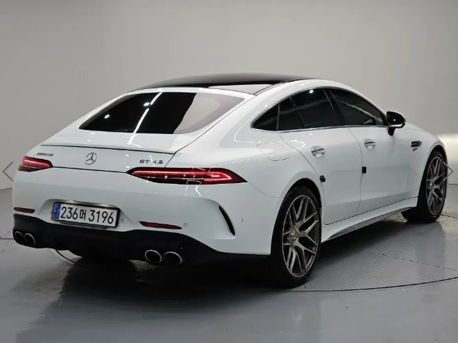 Mercedes-Benz AMG GT — фото 3