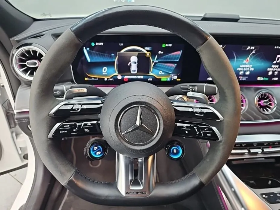 Mercedes-Benz AMG GT — фото 7