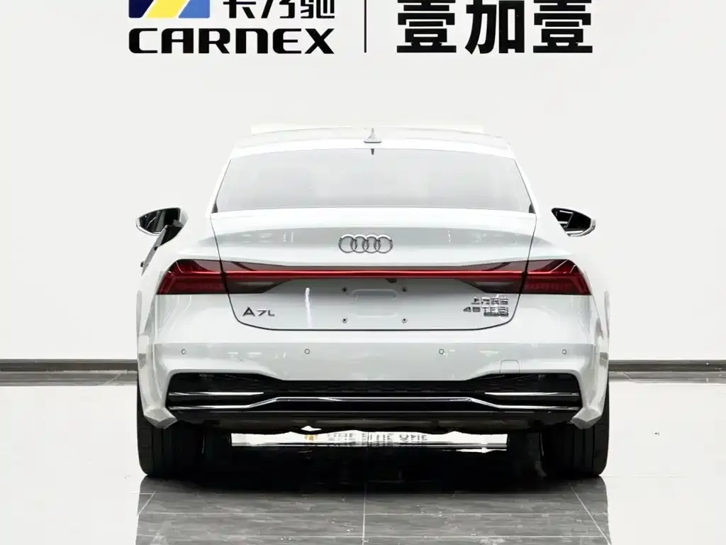 Audi A7L — фото 7