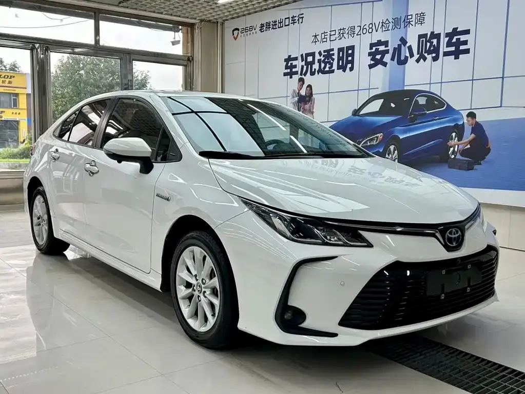 Toyota Corolla — фото 3